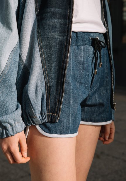 Short sportwear denim